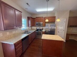 5512 Farm House Trail in Winston-Salem, NC - Building Photo - Building Photo
