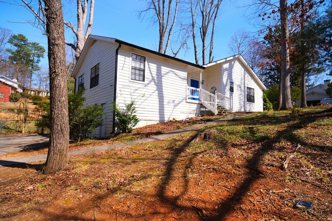 property at 5201 Sunset Trail