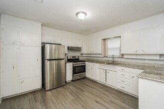 3429 Falcon Dr in Forest Hill, TX - Building Photo - Building Photo