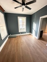 207 Lacobie St in Lafayette, LA - Building Photo - Building Photo