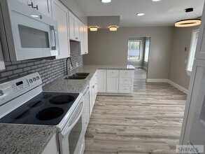 357 1st W St in Ririe, ID - Building Photo - Building Photo