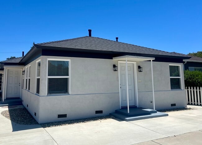 228 S H St, Unit A in Lompoc, CA - Building Photo - Building Photo