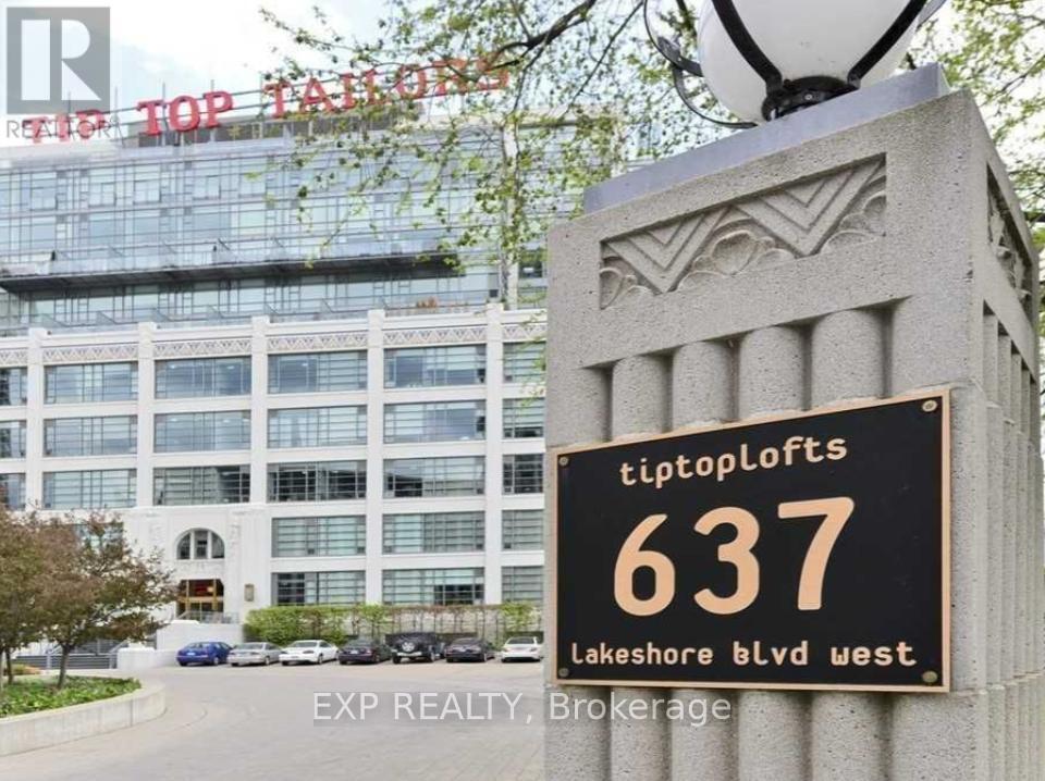 637 Lake Shore Blvd W in Toronto, ON - Building Photo