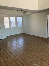 11925 Kling St in Los Angeles, CA - Foto de edificio - Building Photo