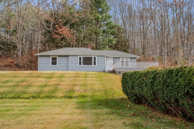 293 Hamburg Rd in Lyme, CT - Building Photo - Building Photo