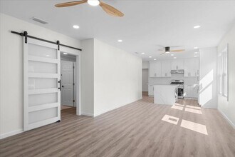 400 Talaflo St in Tallahassee, FL - Building Photo - Building Photo