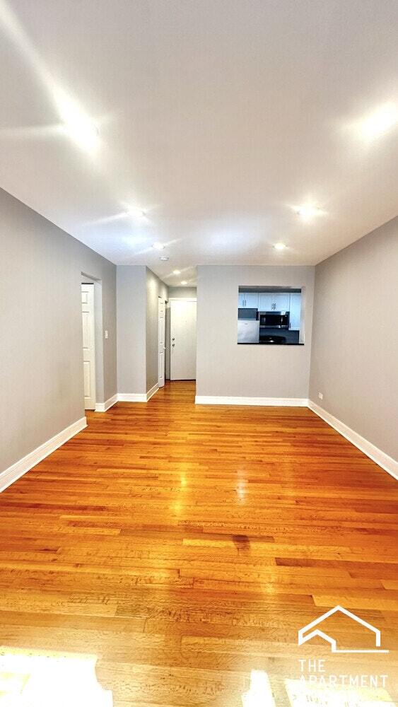 6956 N Sheridan Rd in Chicago, IL - Building Photo - Building Photo