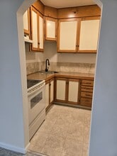 1123 Eureka Way, Unit # 4 in Redding, CA - Building Photo - Building Photo