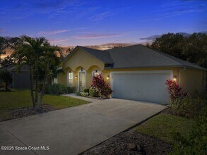 8575 105th Ct in Vero Beach, FL - Building Photo - Building Photo