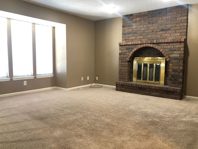 627 Ida St in Lansing, KS - Building Photo - Building Photo