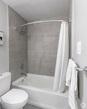 Sussex Square Apartments in Plymouth Meeting, PA - Building Photo - Building Photo