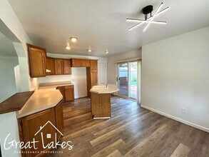21565 Blackmar Ave in Warren, MI - Building Photo - Building Photo