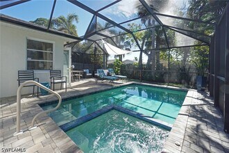 768 96th Ave N in Naples, FL - Building Photo - Building Photo