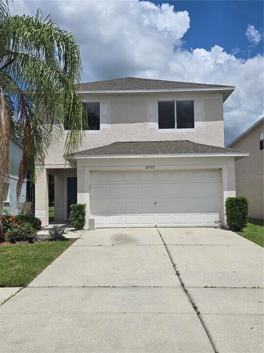 12972 Fennway Ridge Dr in Riverview, FL - Building Photo