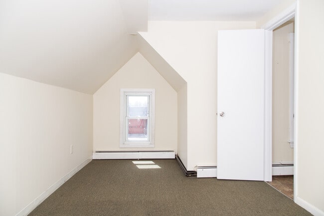 56 Drew St