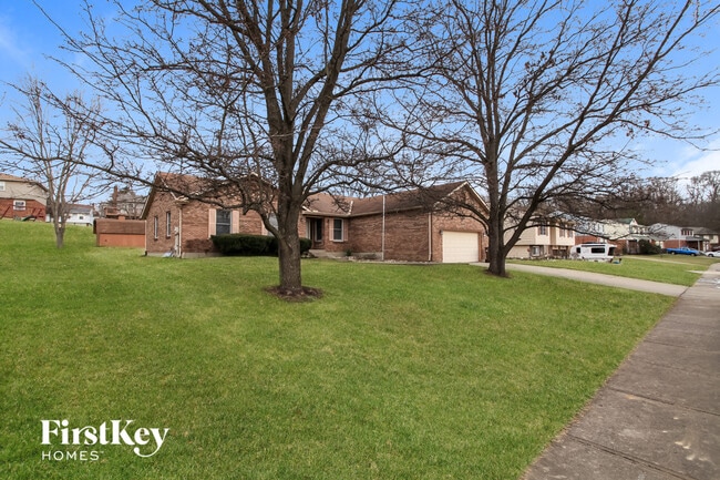 9542 Newgate Ln in Cincinnati, OH - Foto de edificio - Building Photo