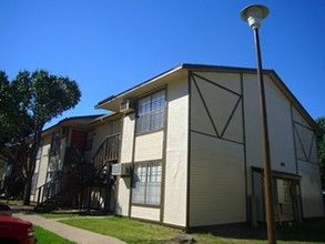 Alder View Apartments in Glenpool, OK - Building Photo - Building Photo