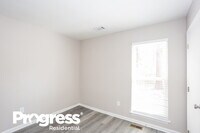 7104 Lancashire Dr photo'