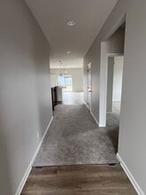 21209 Grand Ave in Elkhorn, NE - Building Photo - Building Photo