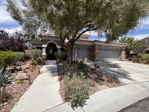 11548 Valentino Ln in Las Vegas, NV - Building Photo - Building Photo