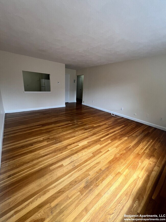 70 Gardner St, Unit 26 in Boston, MA - Building Photo - Building Photo