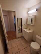 2136 W Michigan St in Milwaukee, WI - Building Photo - Building Photo