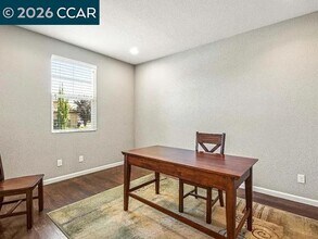 5525 Mossy Stone Way in Rancho Cordova, CA - Building Photo - Building Photo