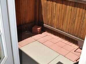 980 S Locust St in Denver, CO - Building Photo - Building Photo
