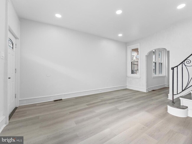5713 Anderson St in Philadelphia, PA - Building Photo - Building Photo