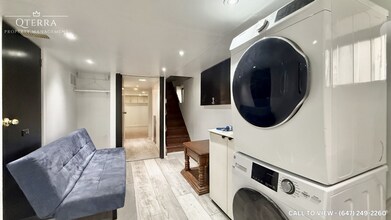 498 Quebec Av in Toronto, ON - Building Photo - Building Photo