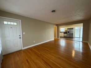 326 Redwood St in Morristown, TN - Building Photo - Building Photo