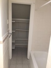 130 Nichols Ave, Unit 130 Nichols Ave #3 in Watertown, MA - Building Photo - Building Photo