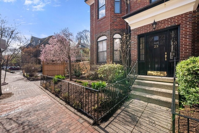 23 Chauncy St in Cambridge, MA - Building Photo - Building Photo