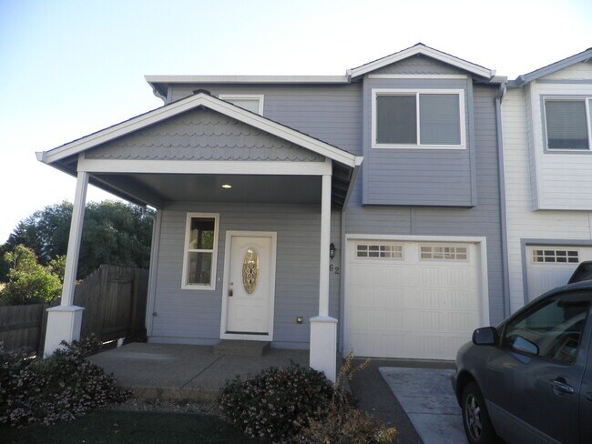 364 Jan's Ct in Medford, OR - Building Photo - Building Photo