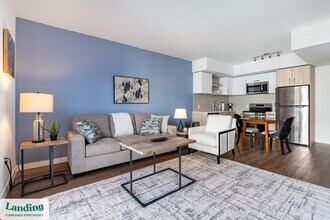 200 NE 1st Ave in Pompano Beach, FL - Building Photo - Building Photo