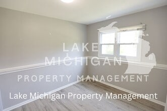 2059 Andrew St SE in Kentwood, MI - Building Photo - Building Photo