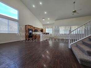 10001 Central Valley Ave in Las Vegas, NV - Building Photo - Building Photo