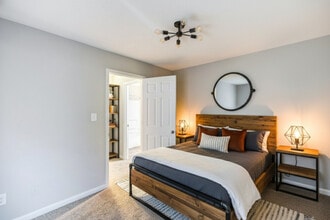 Triangle Park Apartments in Durham, NC - Building Photo - Building Photo