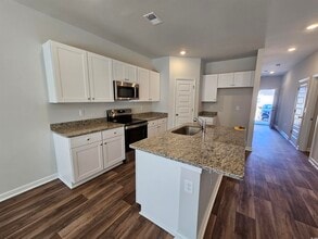 2033 Northwest Dr in Calabash, NC - Building Photo - Building Photo