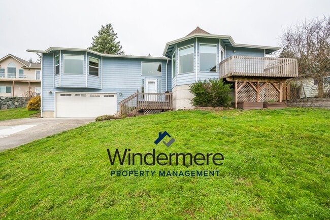 1281 Polnell Shores Dr in Oak Harbor, WA - Building Photo - Building Photo