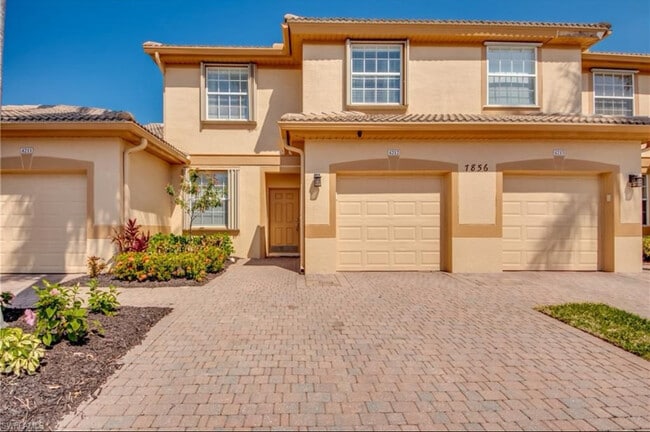 property at 7856 Lake Sawgrass Loop