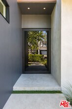 415 N Martel Ave in Los Angeles, CA - Building Photo - Building Photo