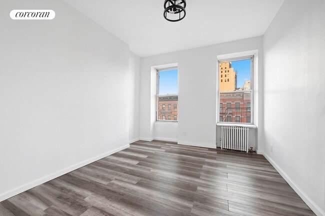 752 9th Ave