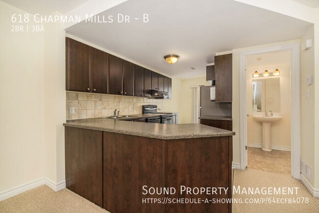 618 Chapman Mills Dr in Ottawa, ON - Foto de edificio - Building Photo