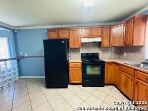 339 Como St in San Antonio, TX - Building Photo - Building Photo