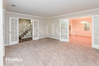 8308 Lacewood Pl in Charlotte, NC - Foto de edificio - Building Photo