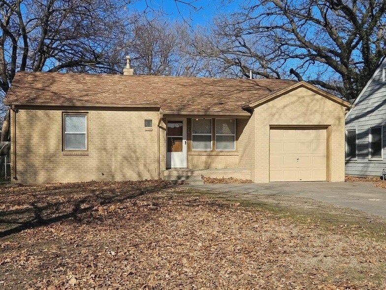 1273 S Minneapolis St in Wichita, KS - Building Photo