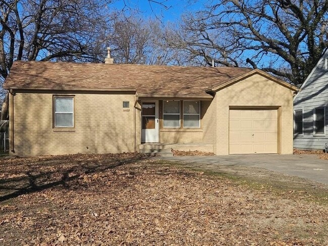 property at 1273 S Minneapolis St