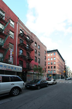 130 Baxter St in New York, NY - Building Photo - Building Photo