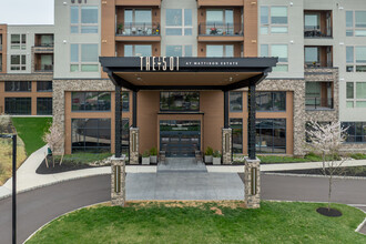 The 501 at Mattison Estates in Ambler, PA - Foto de edificio - Building Photo